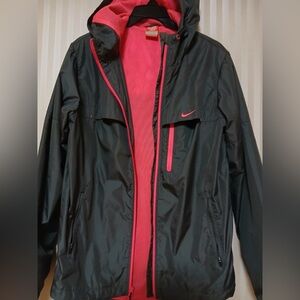 Nike Men's Black and Red Windbreaker